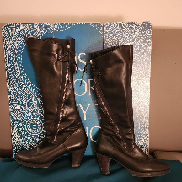 Vintage Hogl brand Leather Boots, Sz 6 - Picture 2 of 5